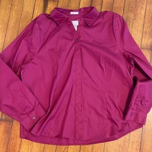 Plum colored women's Chico's button up. Size 3
